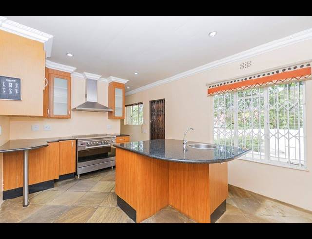 4 BEDROOM HOUSE FOR SALE IN OLIVEDALE